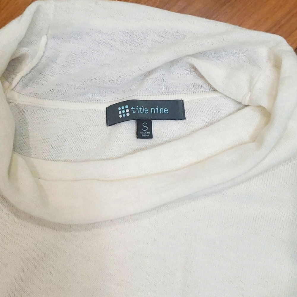 Sweater - Picture 2 of 3